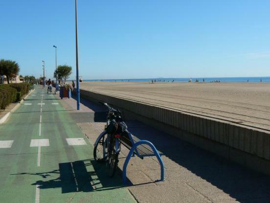 T3 Vue Mer Et Plage, Avec Wifi Et Parking Saint-Pierre-la-Mer  Dış mekan fotoğraf