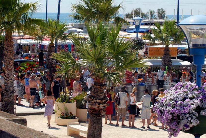 T3 Vue Mer Et Plage, Avec Wifi Et Parking Saint-Pierre-la-Mer  Dış mekan fotoğraf